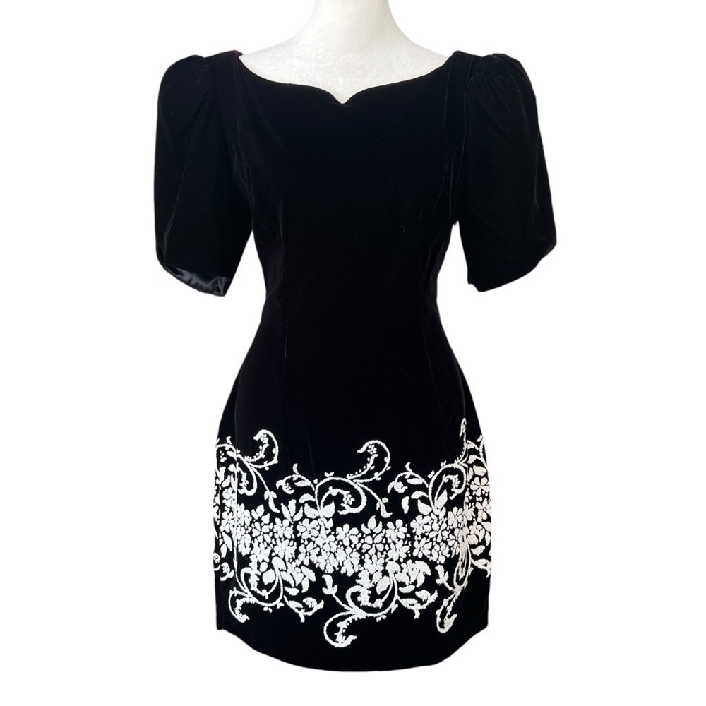 JESSICA MCCLINTOCK Gunne Sax Black Velvet Embroidered Puff Sleeve Dress Sz 9/10